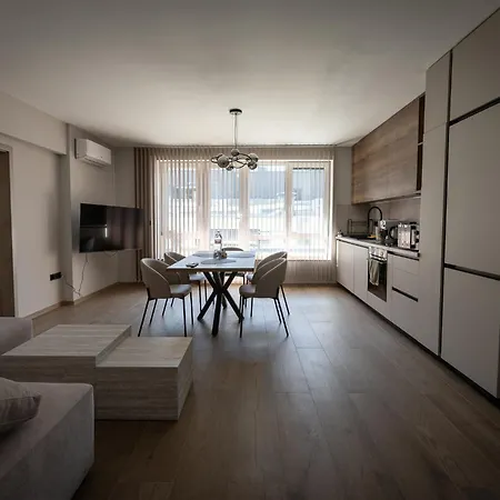 Apartament Luxury 2br Escape & Mountain Views & Free Garage & Panorama Balcony