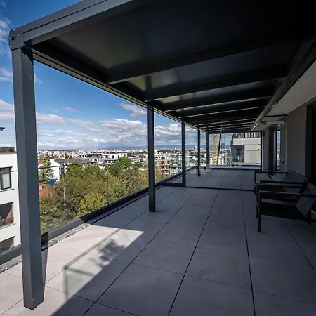 Luxury 2br Escape & Mountain Views & Free Garage & Panorama Balcony *