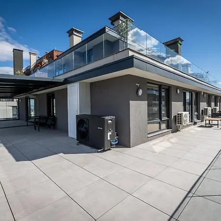 Apartament Luxury 2br Escape & Mountain Views & Free Garage & Panorama Balcony Sofia